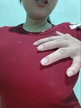 Shine_Mai webcam