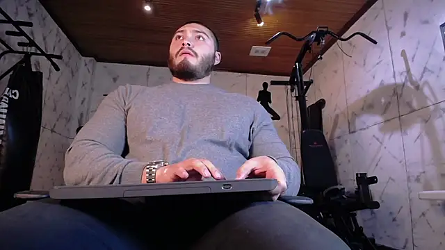 Darius_Wolfe webcam