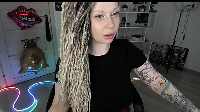 HoneySallyMoore webcam