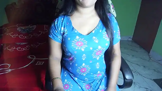 BengaliQueenStar webcam
