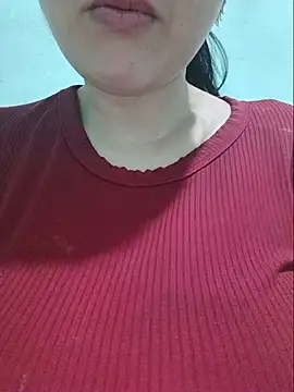Shine_Mai webcam