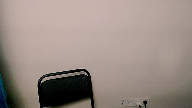 GuessMe___ webcam