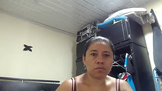 adrixxx38 webcam