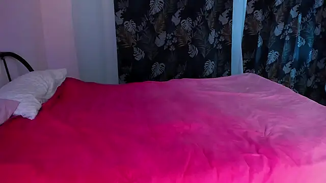 AnnexedPistol webcam