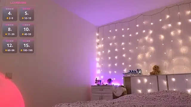 RebeccaAster webcam