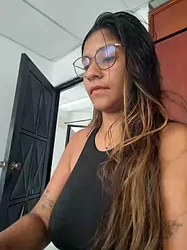 Sofythom1 webcam