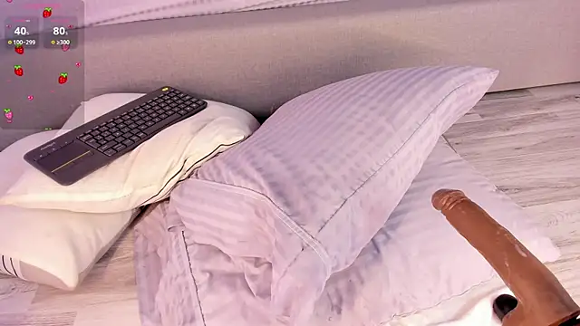 anthonellalux webcam