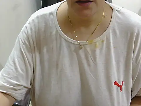 spicy_Zara webcam