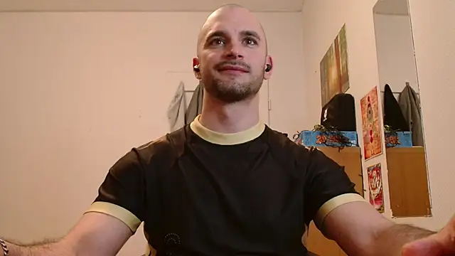 oskarbreno - OskarBreno's free webcam - UK Sex Cams