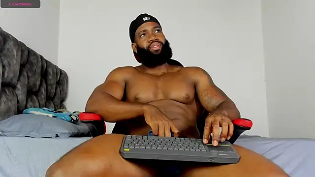 james_musclebbc webcam