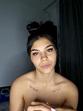 Crissdesire webcam