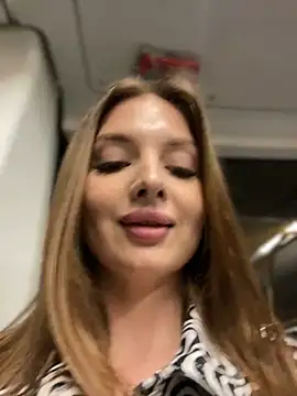 KrisMagnoly webcam