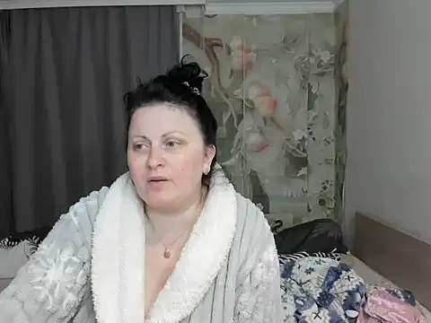 lillian2 - Lillian2's free webcam - UK Sex Cams