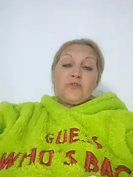 Divineblond webcam