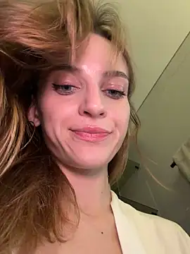 -AngelAri- webcam