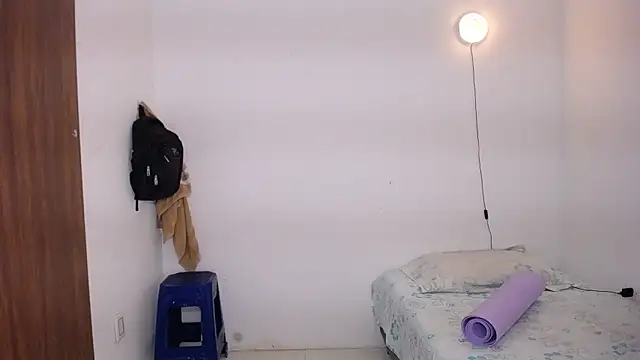 yselahot webcam
