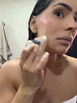Mau_White webcam