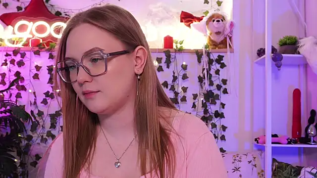 MonicaAsis webcam