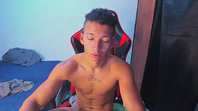 JuanchiT66 webcam
