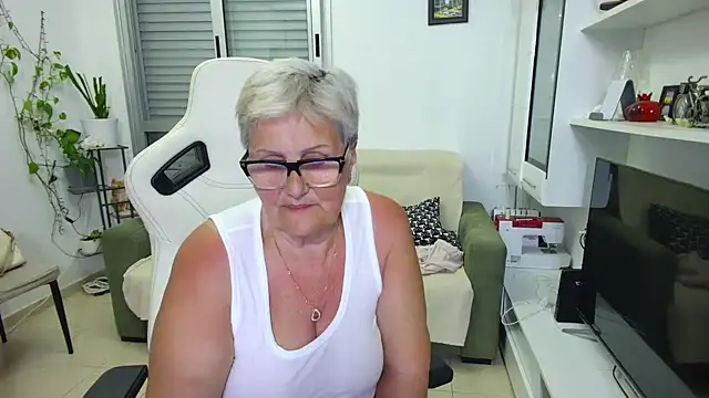 Selenna57 webcam