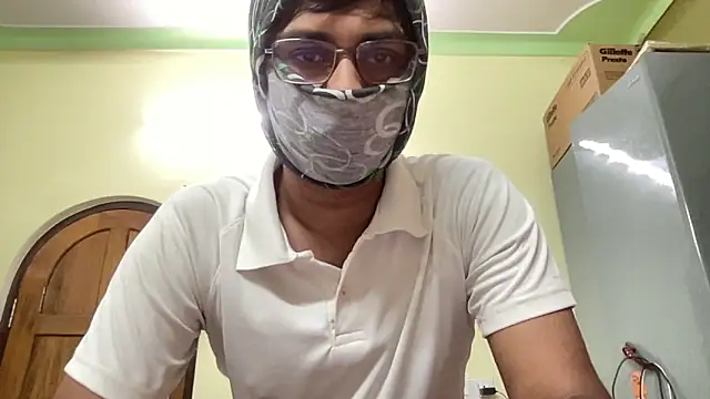 Slave_Aryan webcam