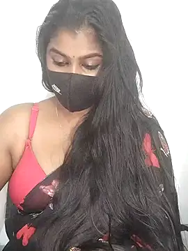 Tamil_Azhaghi webcam