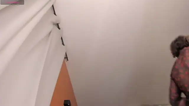 bigclittiee webcam