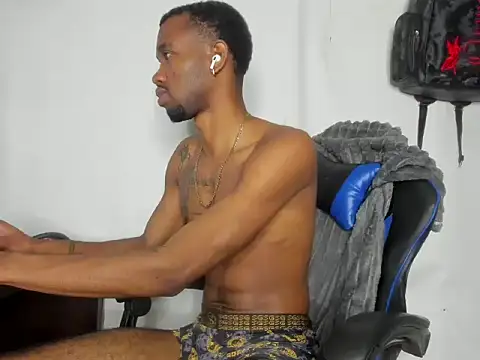 Kofi_exotic_2 webcam