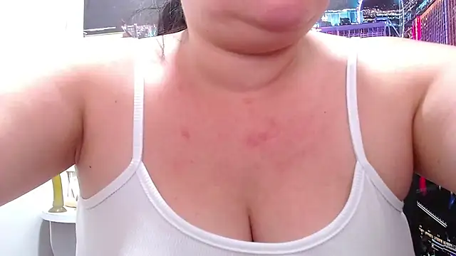 tila_nastyy webcam