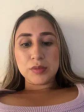 VictoriaWhitmore webcam