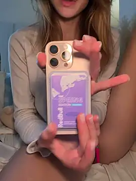 -AngelAri-