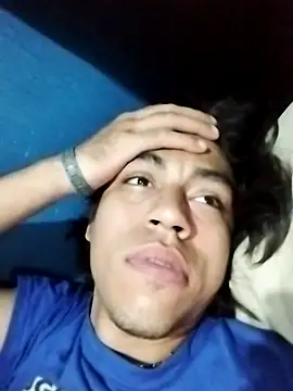 AlexAlejandro13 webcam