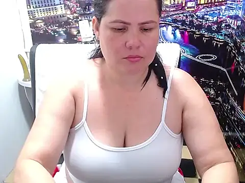tila_nastyy webcam
