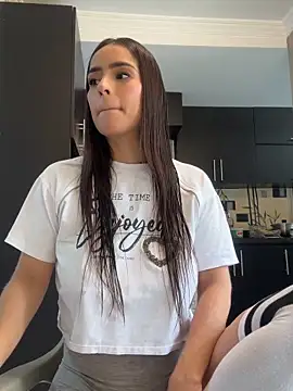 Mau_White webcam