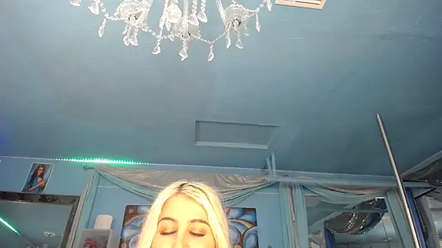 ADRIANNA_FOX webcam