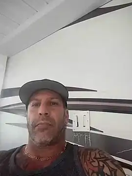 AceticPinscher webcam