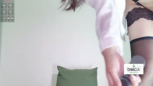 Vicki-66 webcam
