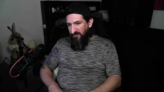 DevilPup75_ webcam