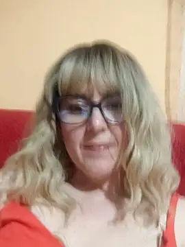 Amelialove42 webcam