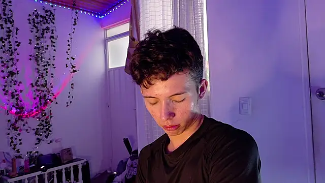 Dani_Dancer webcam
