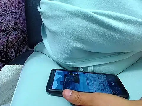 pervertt_sussy webcam
