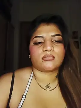 Sanaya_Gil webcam