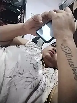 hotsilk21 webcam