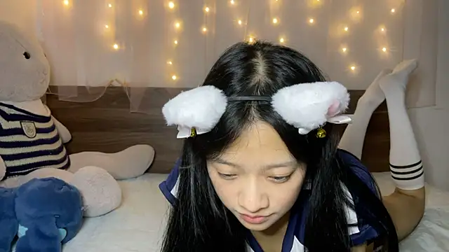 shy_pink_doll webcam