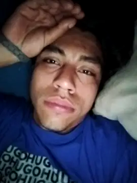 AlexAlejandro13 webcam