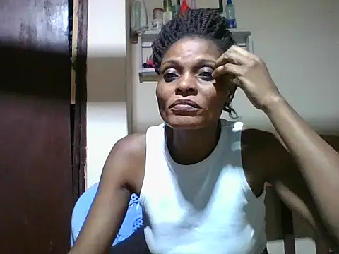 Ebonyqueen4 webcam
