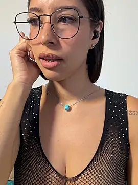 luvely_unique_ webcam