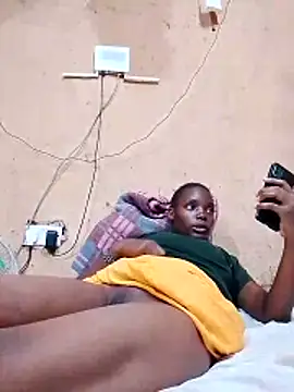 cute_naimah webcam