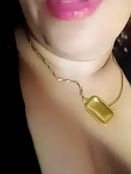 Naughty-Yousra webcam
