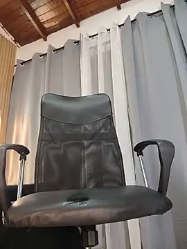 Oliver_bigblack_cock webcam